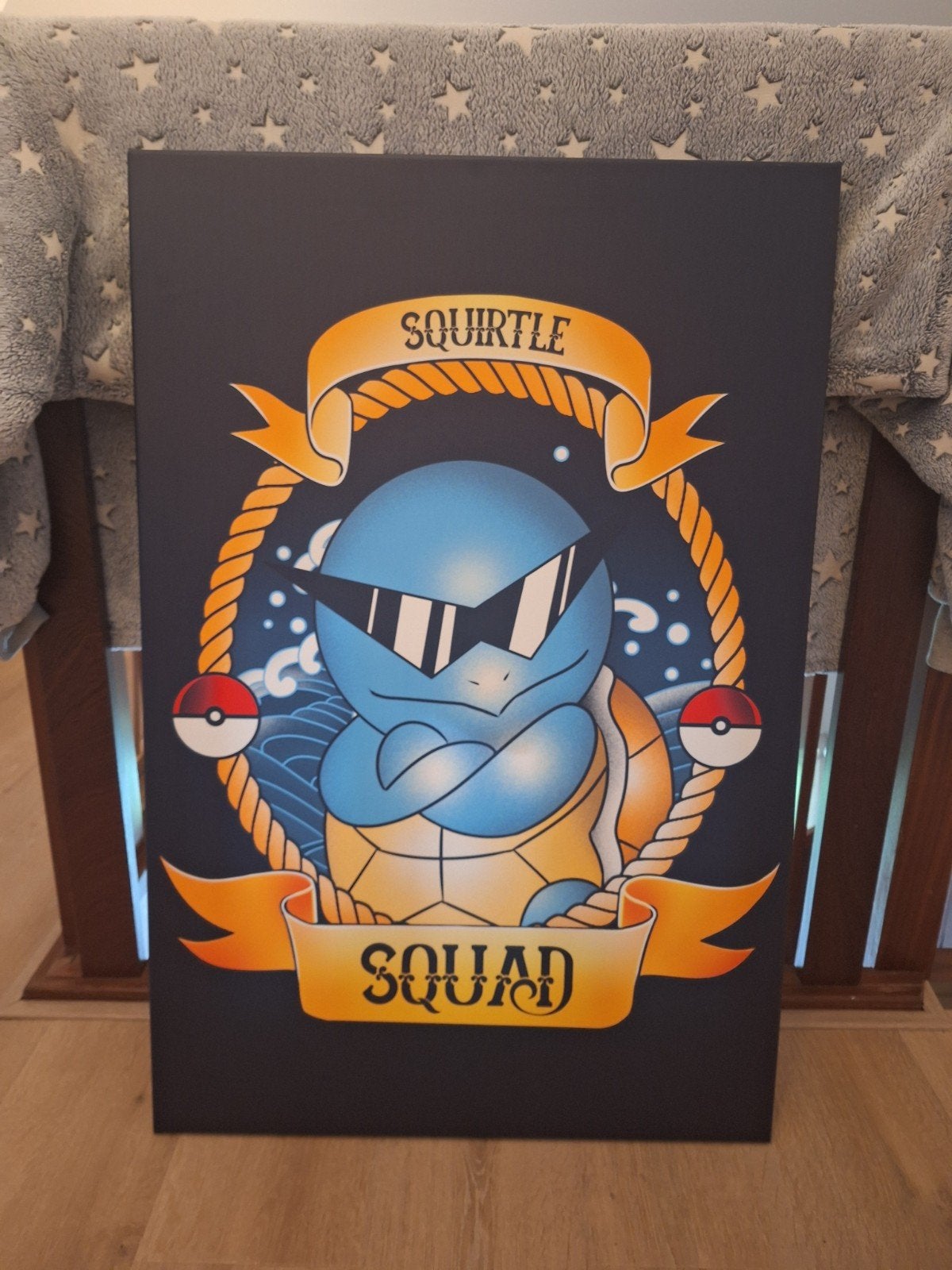 Canvas schilderij Pokemon squirtle squad. 60x90cm, Ophalen, Zo goed als nieuw, Deurposter of groter, Film en Tv