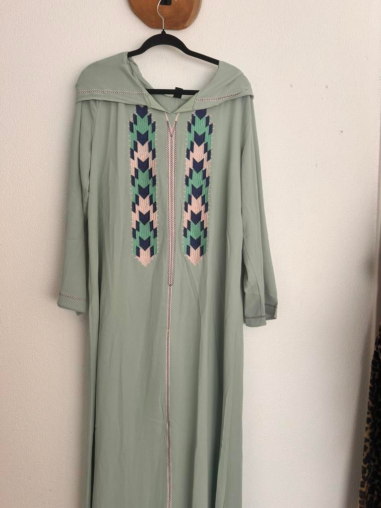 Diverse nieuwe marokkaanse djelaba’s jalaba Slechts 30 euro!, Kleding | Dames, Gelegenheidskleding, Ophalen of Verzenden, Nieuw