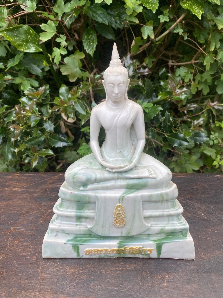 Luang Phor Sothon boeddha tempel beeld marmerlook 23,5 cm, Ophalen of Verzenden, Zo goed als nieuw, Nvt, Nvt