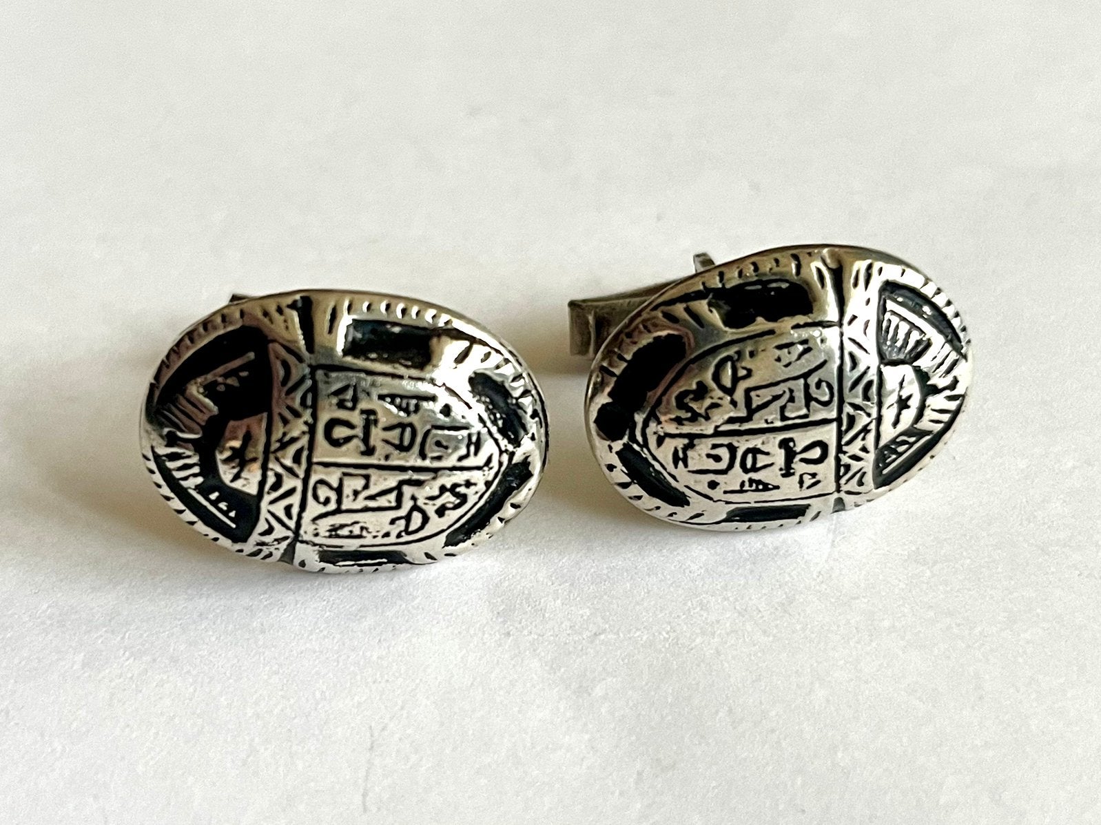 Manchetknopen zilver Egyptisch, Ophalen of Verzenden, Zilver, Manchetknopen