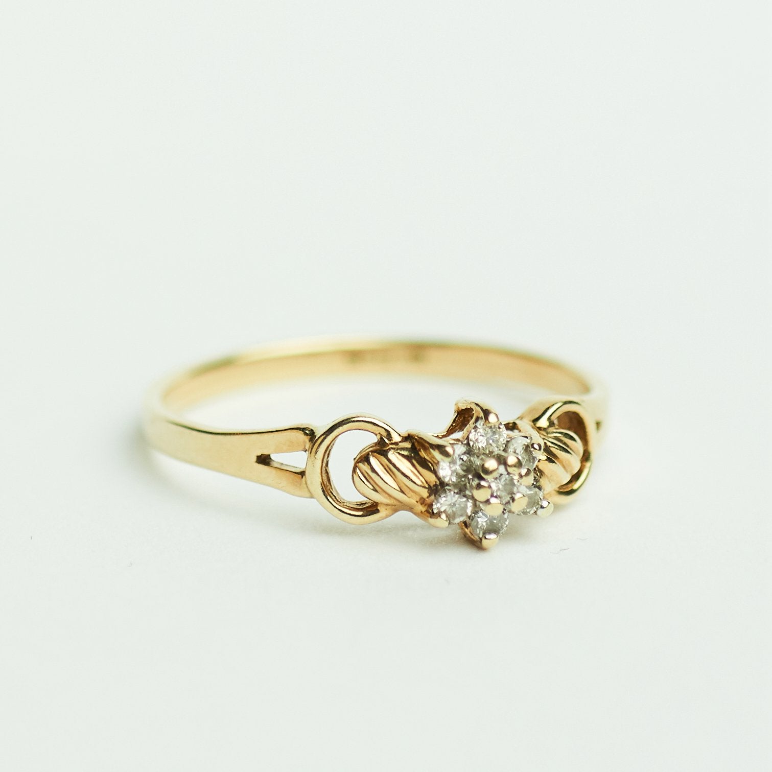 Vintage ring diamant, Ophalen of Verzenden, Zo goed als nieuw, 17 tot 18, Met edelsteen