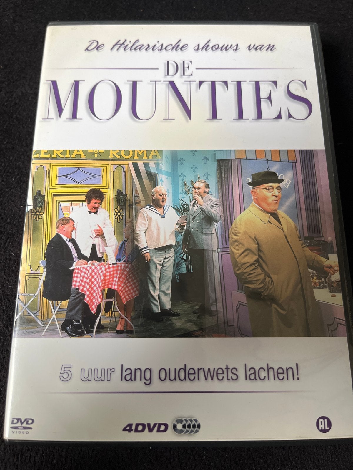 De Mounties - De Hilarische Shows (4 DVD Boxset), Gebruikt, Alle leeftijden, Komedie, Complete serie