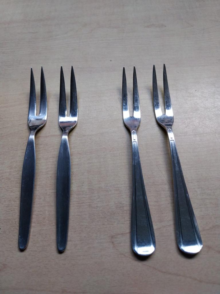 VLEESVORKJES EN KOFFIELEPELTJES, Ophalen of Verzenden, Rvs of Chroom