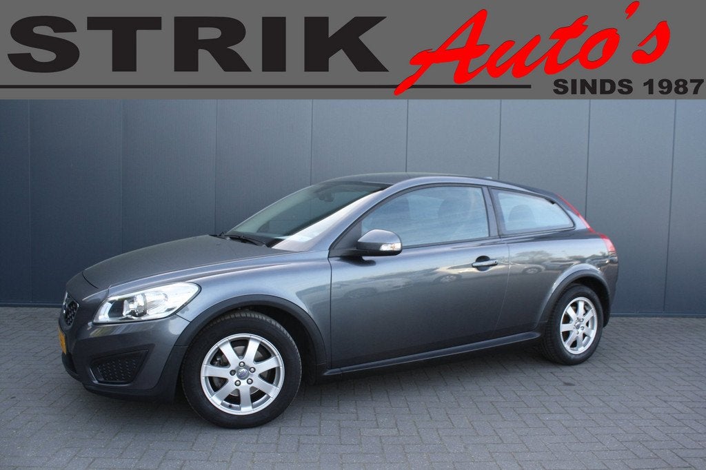 Volvo C30 1.6 Kinetic - AIRCO - 1e EIGENAAR - DEALER ONDERHO, Auto's, Volvo, Voorwielaandrijving, 1596 cc, Gebruikt, Zwart