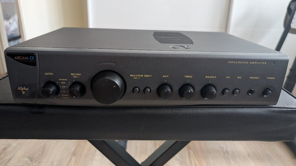 Arcam Alpha 9 geïntegreerde versterker, Gebruikt, 60 tot 120 watt, Stereo, Ophalen