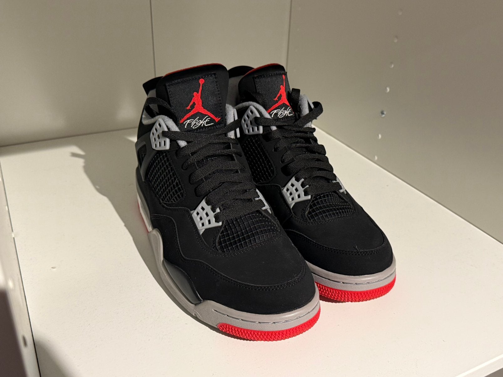 Nike Air Jordan 4 Retro “Bred” (2019), Kleding | Heren, Ophalen of Verzenden, Zo goed als nieuw, Zwart