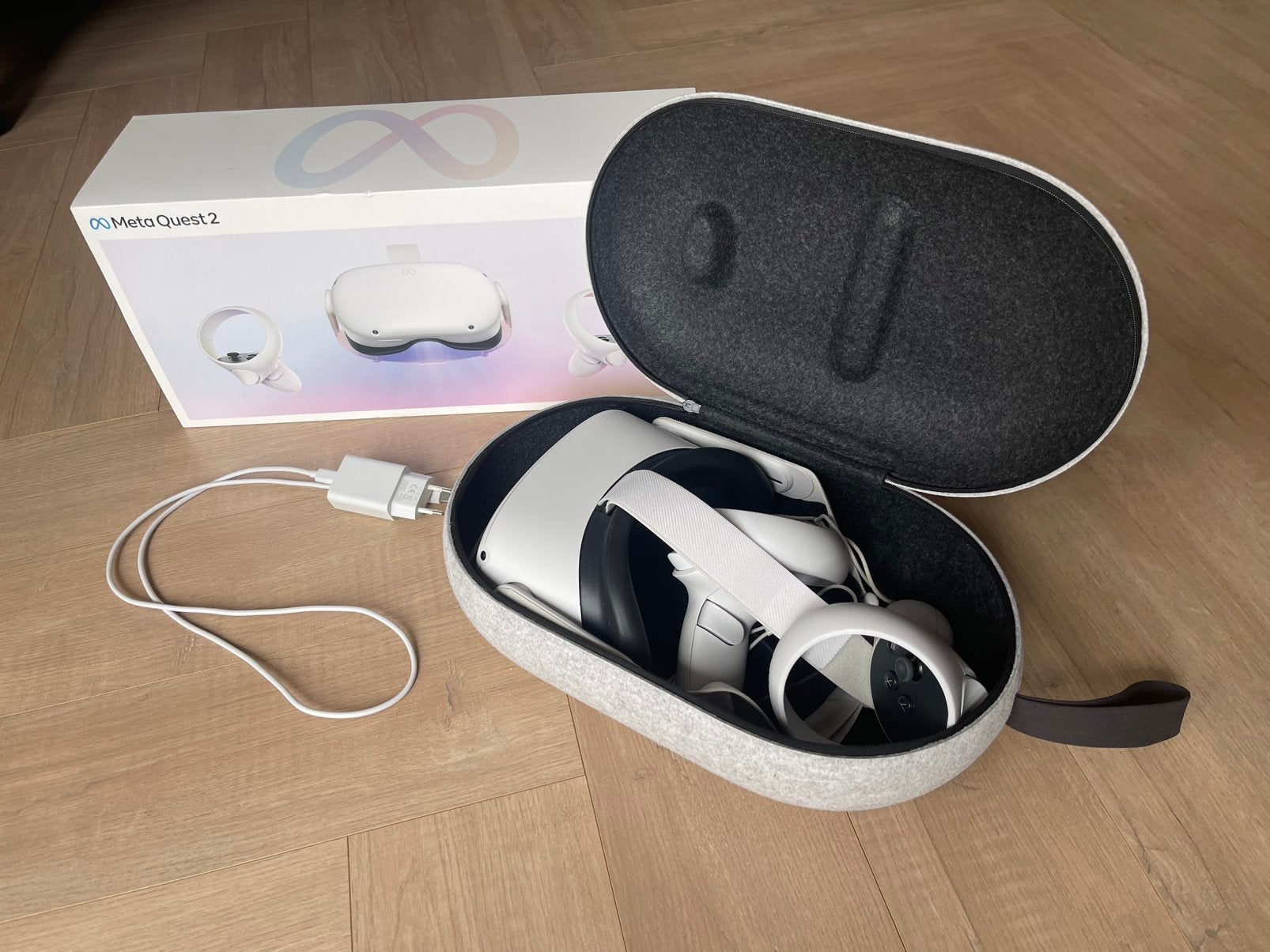 oculus quest 2, Spelcomputers en Games, Virtual Reality, Ophalen of Verzenden, Zo goed als nieuw, VR-bril, Overige platformen