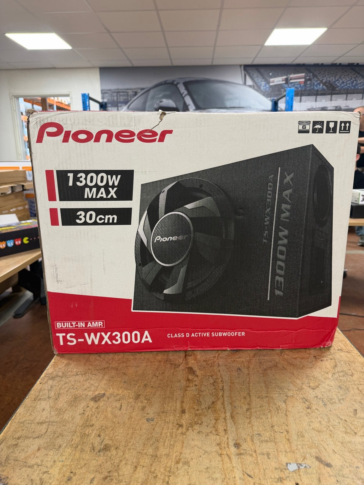 Pioneer TS-WX300A 1300W actieve subwooferkist, Ophalen of Verzenden, Nieuw