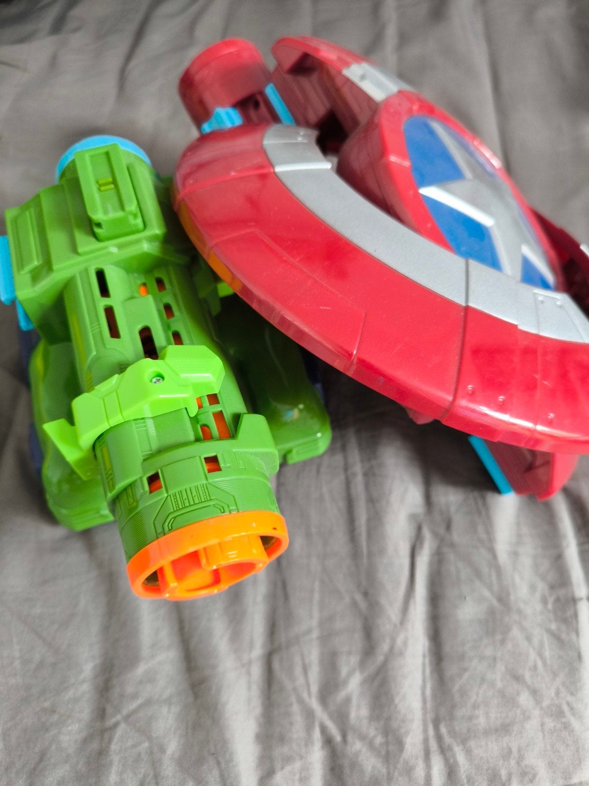 Nerf Marvel: Hulk Blaster & Captain America Schild Blaster, Kinderen en Baby's, Speelgoed | Actiefiguren, Ophalen of Verzenden