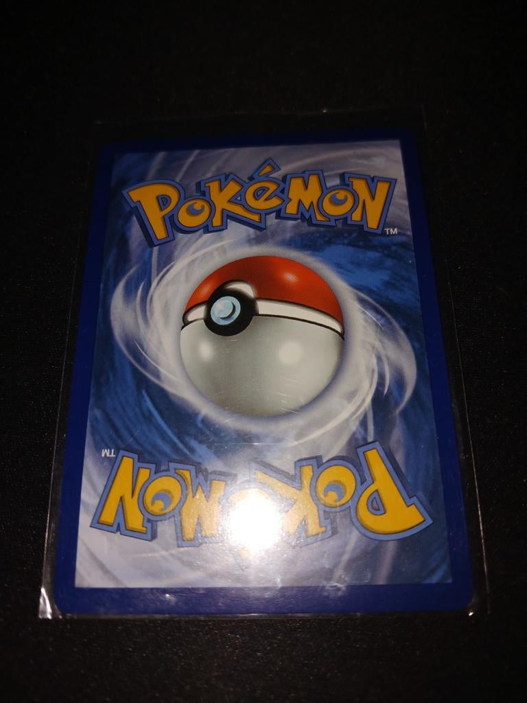 Surfing Pikachu V Pokémon Kaart Celebrations 008/025, Ophalen of Verzenden, Zo goed als nieuw, Losse kaart, Foil