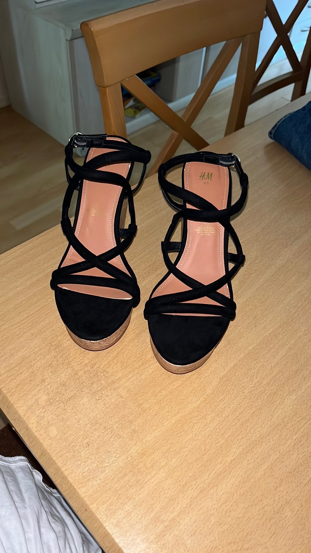 Sleehak sandalen H&M maat 41 (valt als 40), Ophalen of Verzenden, Nieuw, Sandalen of Muiltjes