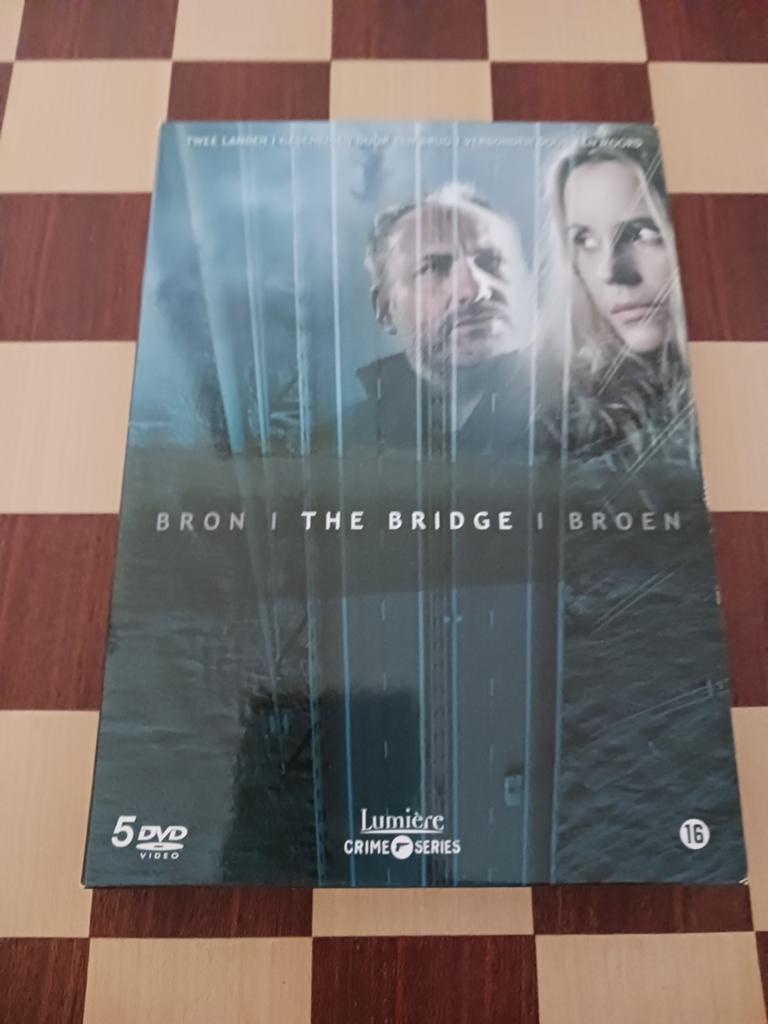 Bron I The Bridge I Broen - Seizoen 1 DVD Boxset, Ophalen