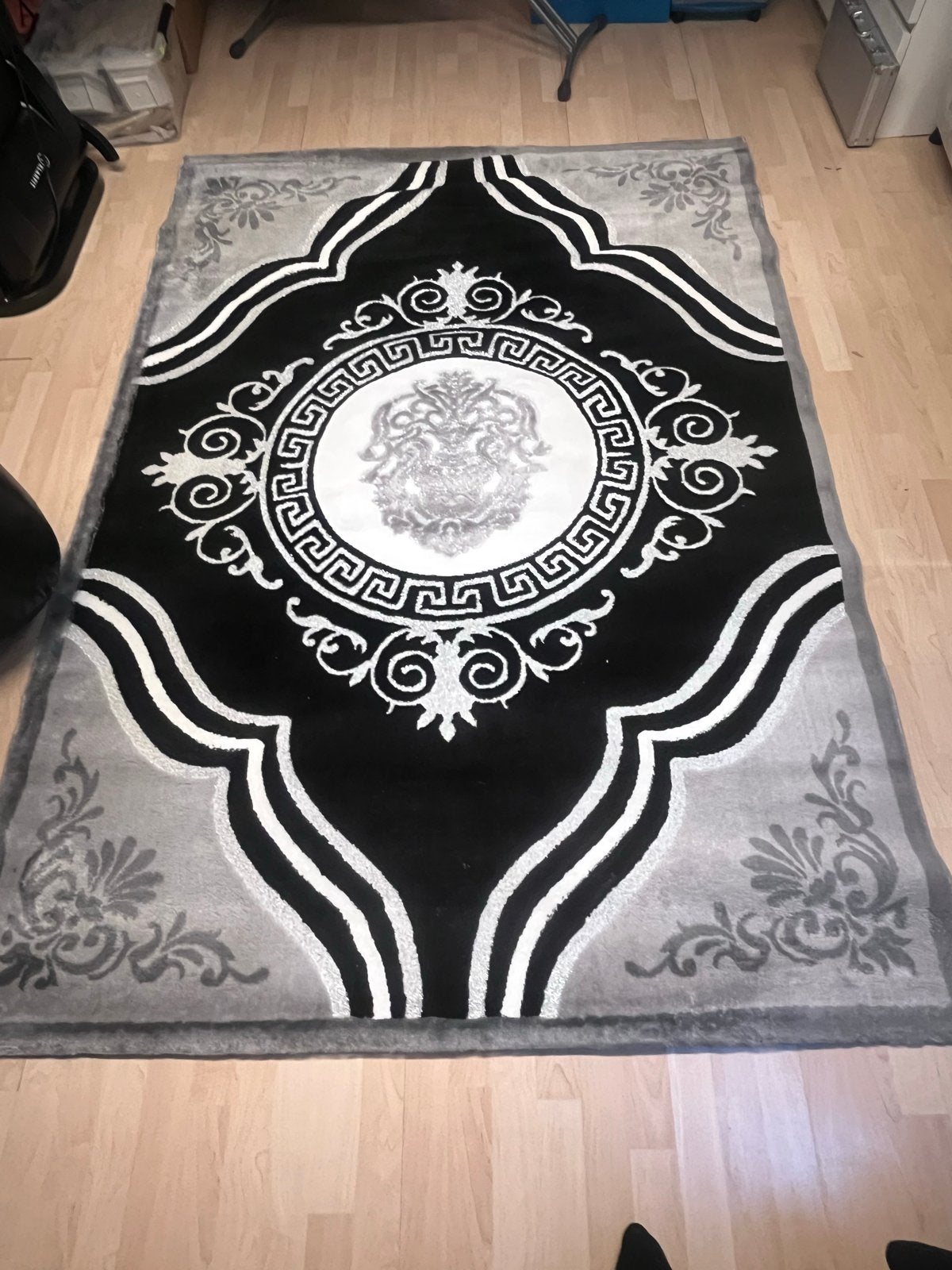 Zo goed als nieuw tapijt 230x160 cm, Zwart, 150 tot 200 cm, 200 cm of meer, Ophalen of Verzenden