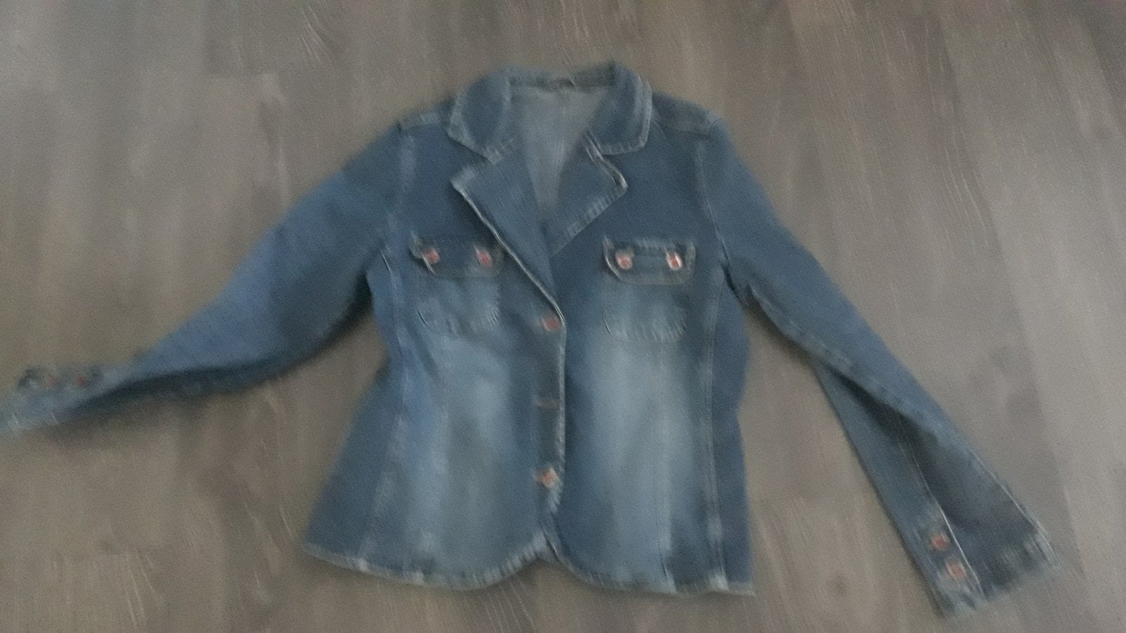 Stijlvol spijkerjasje - Maat M € 10,00, Kleding | Dames, Jasjes, Kostuums en Pakken, Maat 38/40 (M), Blauw, Ophalen of Verzenden