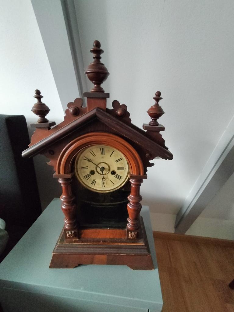 Antieke houten tafelklok, Antiek en Kunst, Ophalen