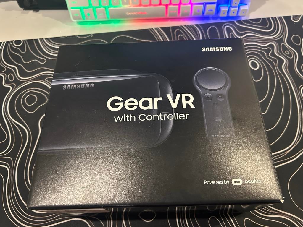 Samsung Gear VR - Zo goed als nieuw in doos, Spelcomputers en Games, Virtual Reality, Ophalen of Verzenden, Zo goed als nieuw