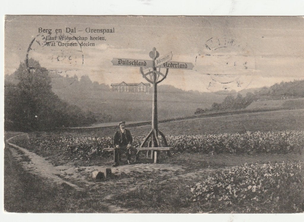Berg en Dal (Gld) - Grenspaal, ca. 1938., Ophalen of Verzenden, 1920 tot 1940, Gelopen, Gelderland