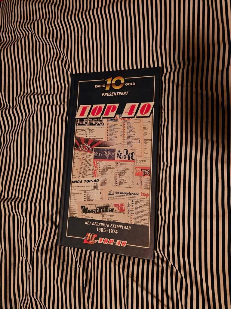 Radio 10 Gold Ned. Top 40: Het gedr. exemplaar 1965 - 1974, Ophalen, Gelezen, Genre of Stijl, Radio 10 Gold
