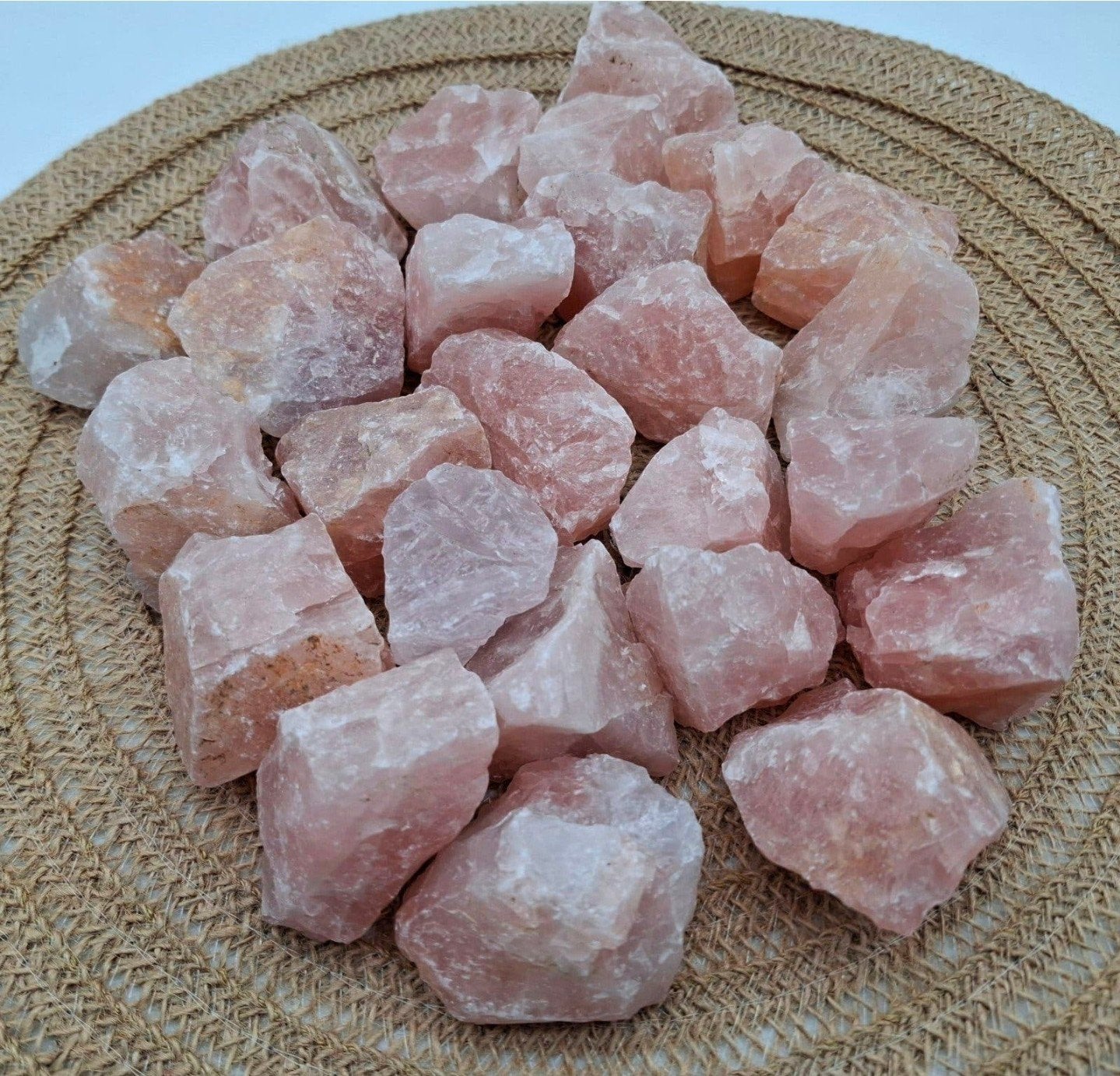partij Rozenkwarts ruwe stukjes 4-5 cm 2,5 kg, Ophalen of Verzenden, Mineraal