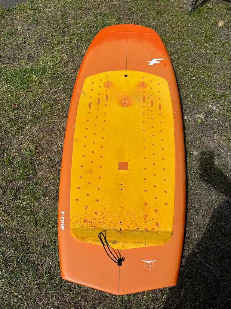 F-One Rocket 75 Liter wing Foilboard, Watersport en Boten, Ophalen of Verzenden, Gebruikt, Minder dan 250 cm, Plank