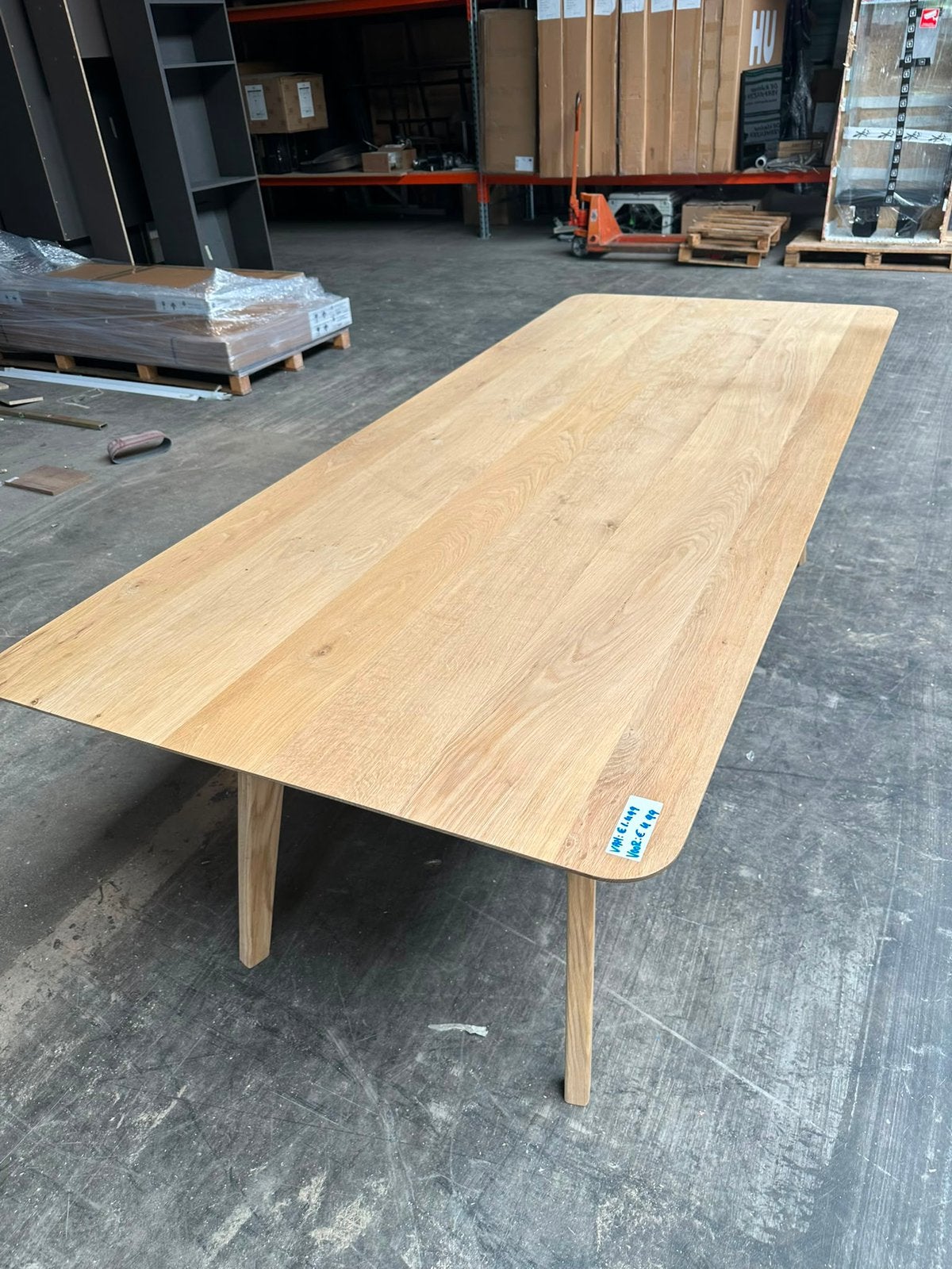 Eettafel showroommodel, Huis en Inrichting, 100 tot 150 cm, Ophalen of Verzenden, Zo goed als nieuw, Vijf personen of meer