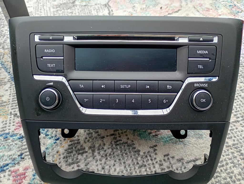 Renault Visteon Radio R-HFE 281153898R, Auto diversen, Autoradio's, Ophalen of Verzenden, Gebruikt