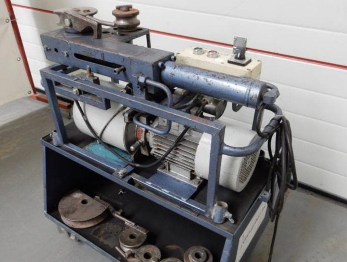 Te koop gevraagd amga buigmachine, Ophalen, Nieuw