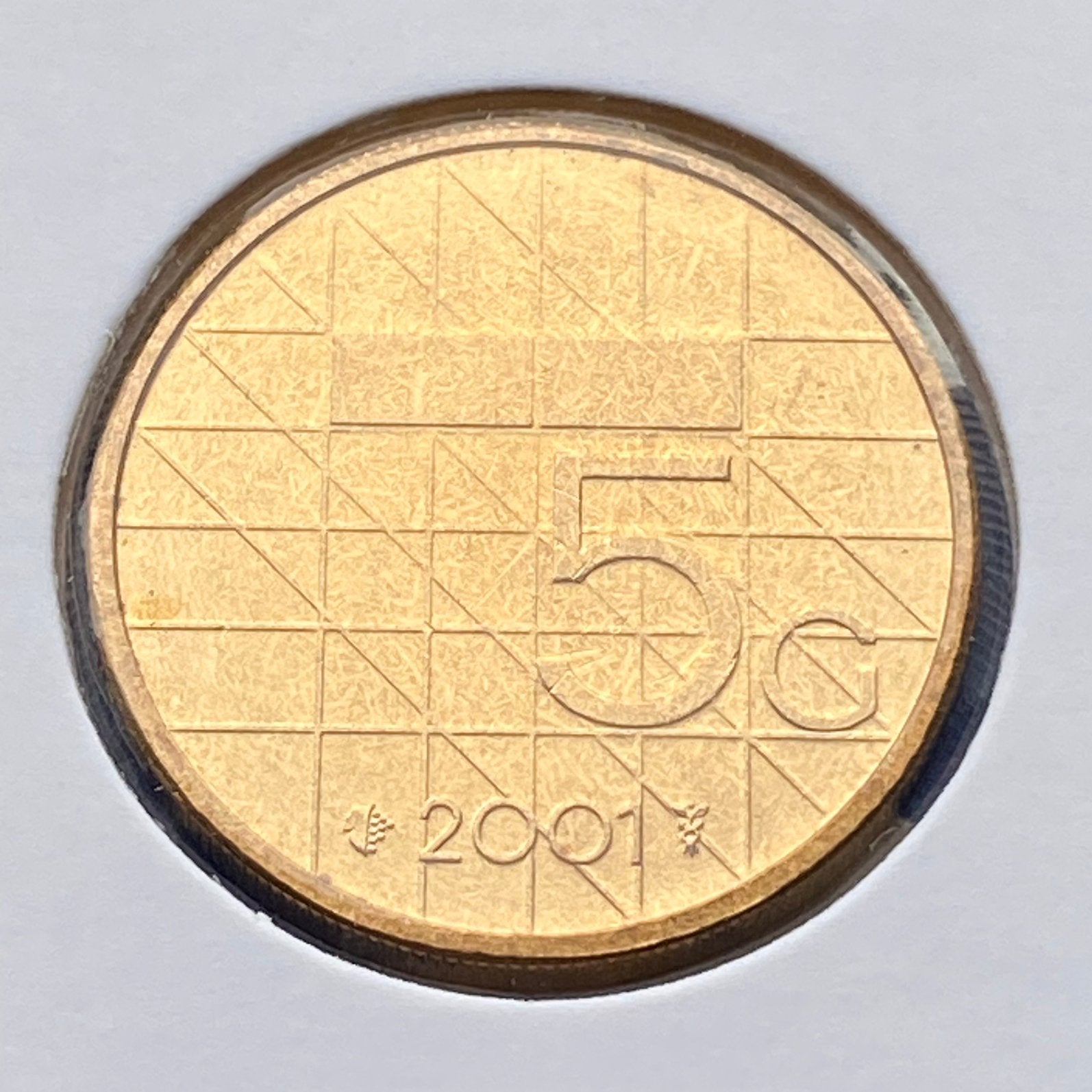 Vijfje van 5 Gulden uit 2001 van Beatrix, Postzegels en Munten, Munten | Nederland, Verzenden, Koningin Beatrix, 5 gulden, Losse munt