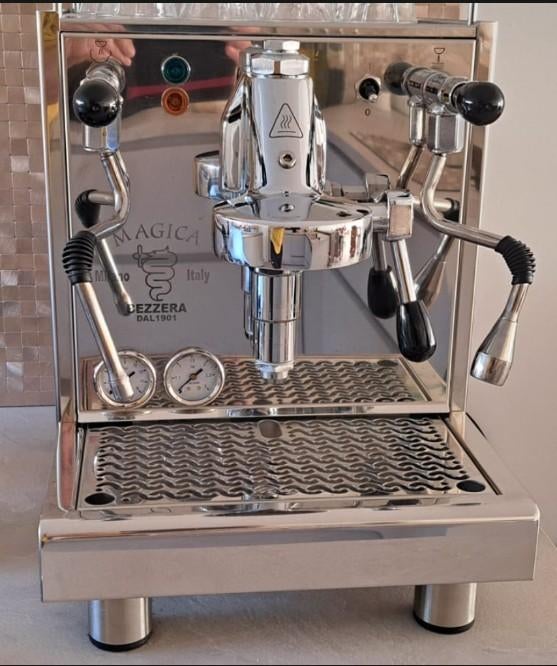 Bezerra Magica Espressomachine - Topstaat!, Witgoed en Apparatuur, Koffiezetapparaten, Ophalen, Espresso apparaat, Koffiebonen