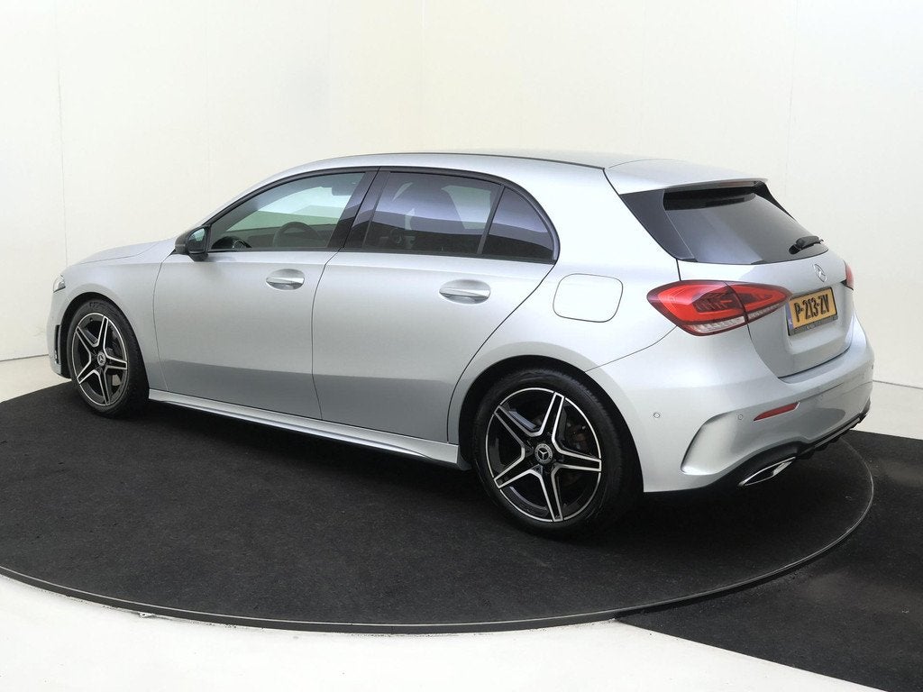 Mercedes-Benz A-klasse 180 Business Solution AMG, Auto's, 136 pk, Gebruikt, 4 cilinders, Leder en Stof