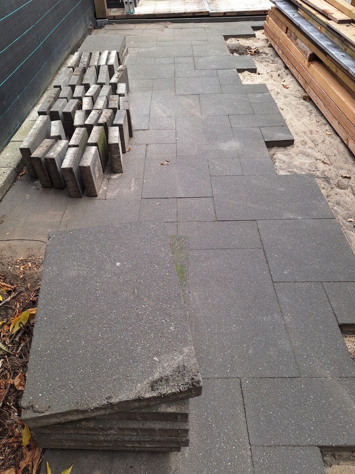 Betontegels (ongeveer 33 m2), Ophalen, Gebruikt, 10 m² of meer, Beton