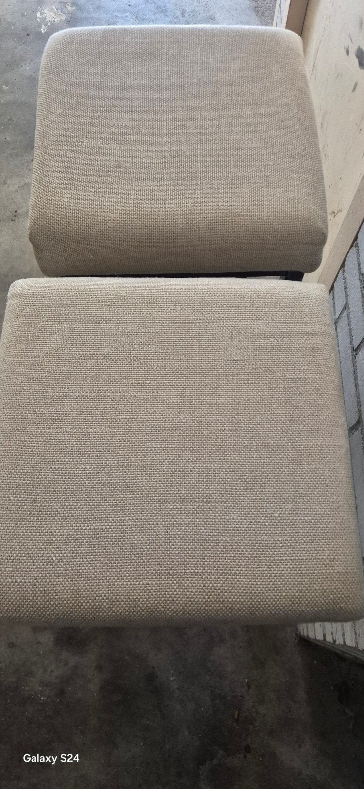 Set van 2 barkrukken met stoffen zitting, Huis en Inrichting, Ophalen, Gebruikt, 60 tot 90 cm, Metaal