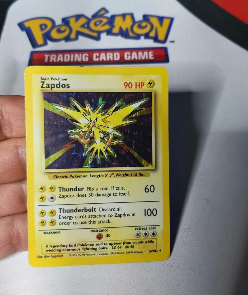 Zapdos Holo Rare, Base Set 1999, Hobby en Vrije tijd, Verzamelkaartspellen | Pokémon, Ophalen of Verzenden, Zo goed als nieuw