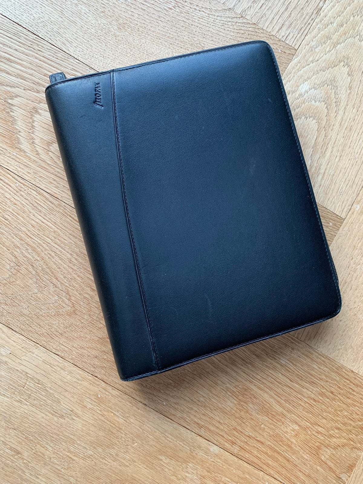 Filofax Lindhurst A5 Personal Organiser zwart leer vintage, Diversen, Ophalen of Verzenden, Zo goed als nieuw