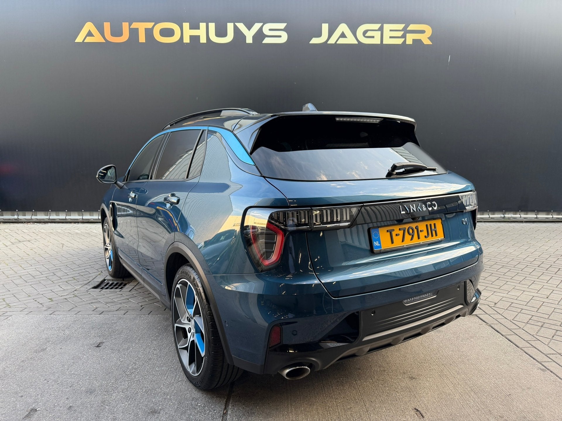 Lynk & Co 01 1.5 Pano 360 Memory Carplay Hybride Automaat, Auto's, Dealer onderhouden, Stof, Blauw, Bedrijf