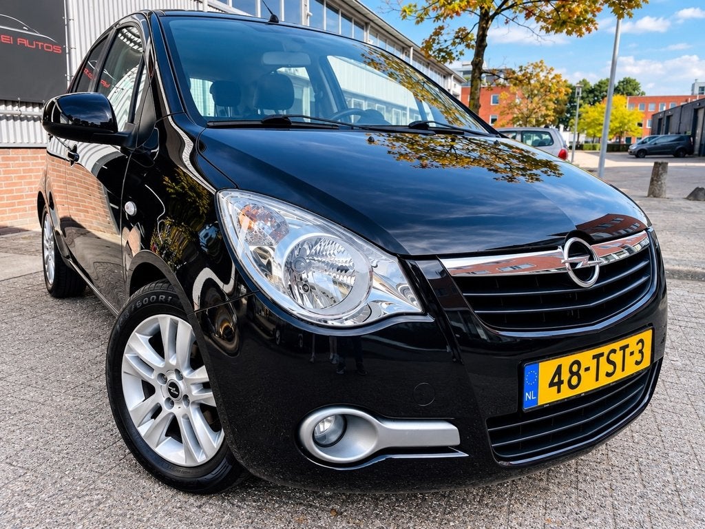 Opel Agila 1.2 Edition AIRCO 15' LMV TREKHAAK ZEER NET!, Voorwielaandrijving, Stof, 4 cilinders, 965 kg