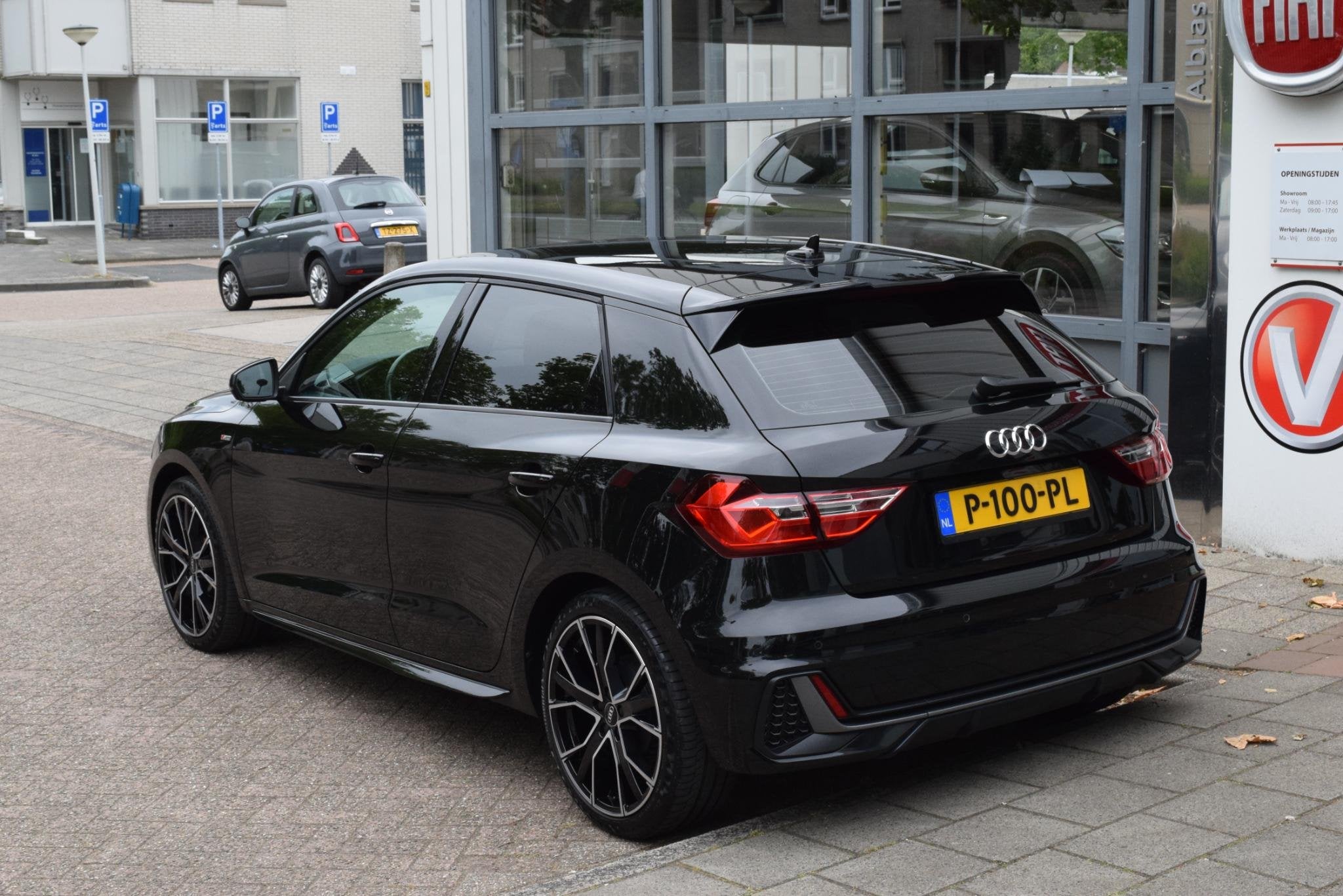 Audi A1 Sportback 25 TFSI|2x S-Line|18"|Carplay|PDC|Stoelver, Auto's, Audi, Stof, 95 pk, Bedrijf, Handgeschakeld