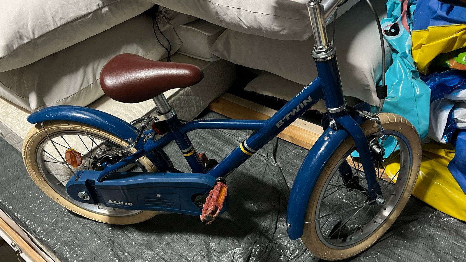 B'Twin kinderfiets 16 inch - Blauw, Ophalen, Gebruikt, Terugtraprem, 16 tot 20 inch
