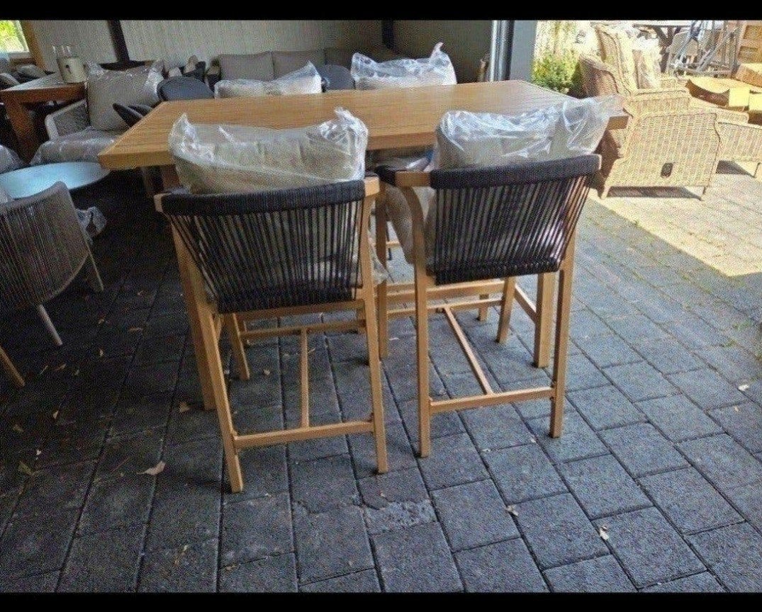 5 DELIGE BARSET IN 2 KLEUREN  nu €700, 1 kruk, Ophalen, Nieuw, 60 tot 90 cm