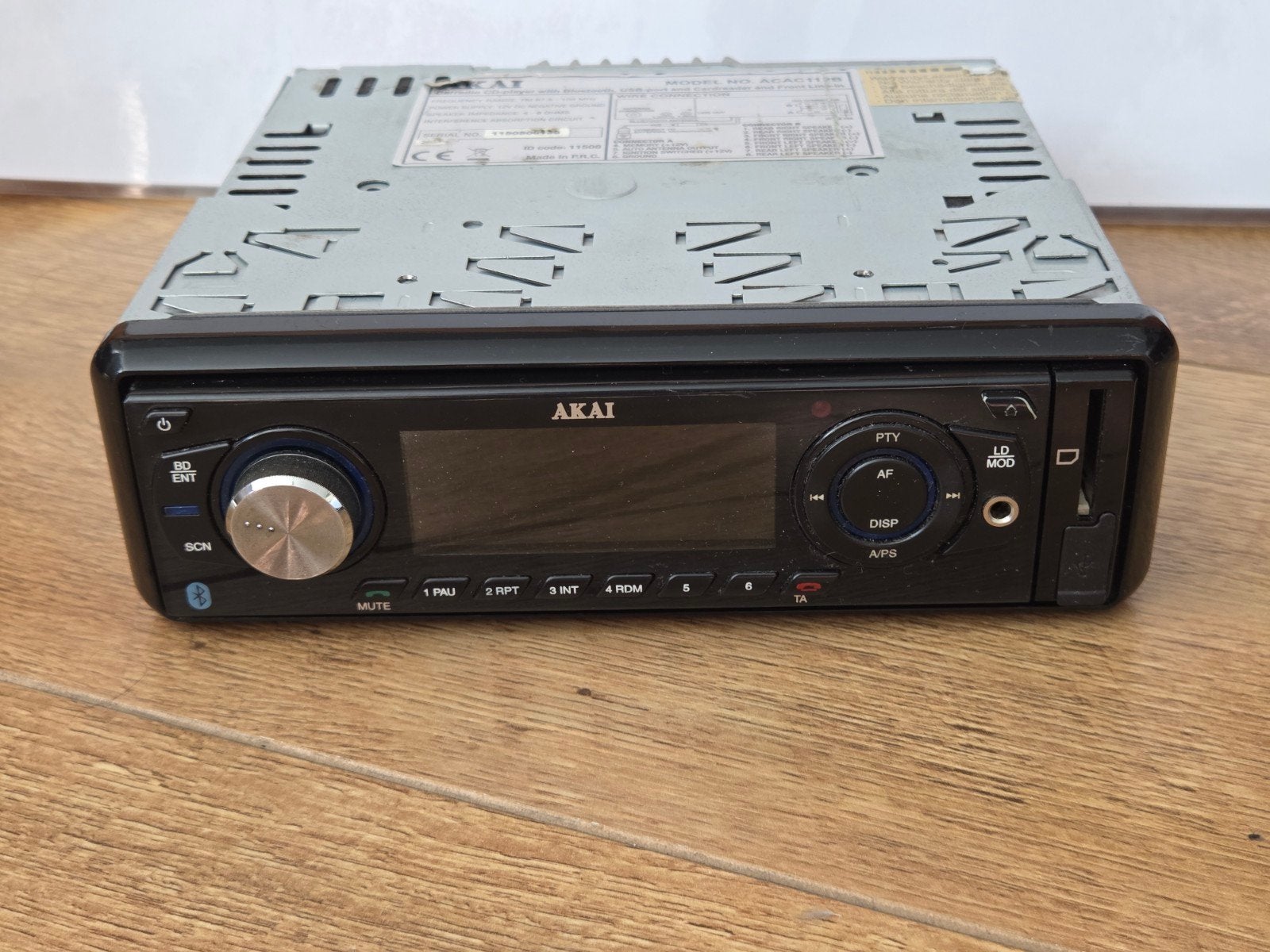 Akai ACAC112B Autoradio met Bluetooth, CD, USB en SD-kaart, Ophalen of Verzenden, Gebruikt
