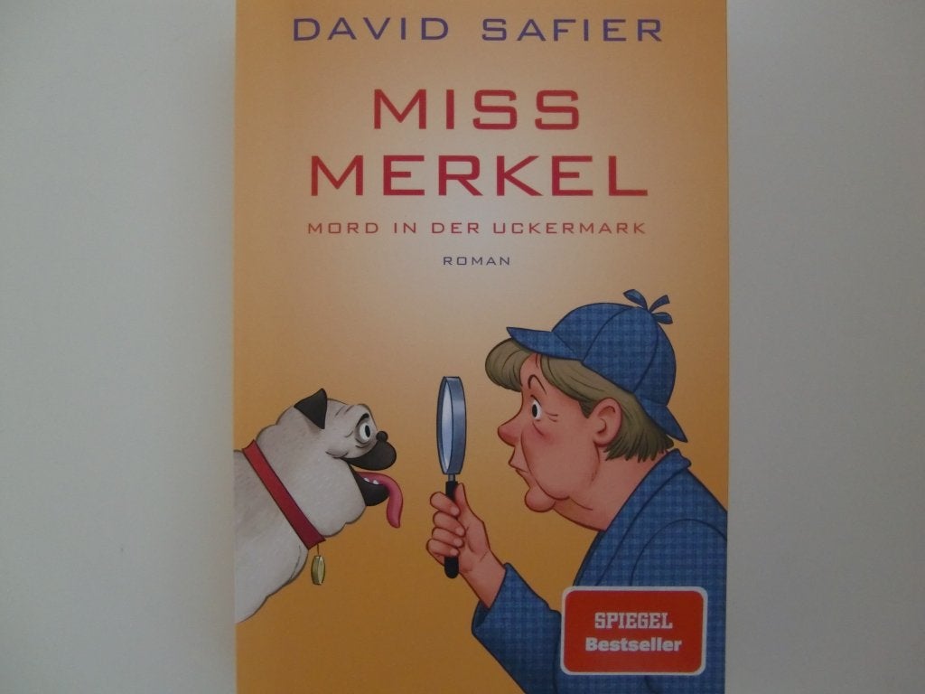 32BO7: Miss Merkel – David Safier, Boeken, Ophalen of Verzenden, Gelezen