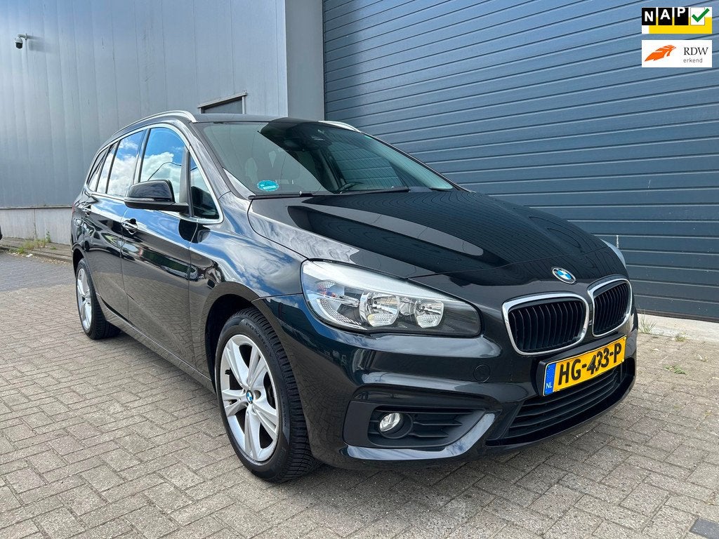 BMW 2-serie Gran Tourer 216d Essential 7PERS NAVI NAP, Voorwielaandrijving, Stof, Gebruikt, Euro 6