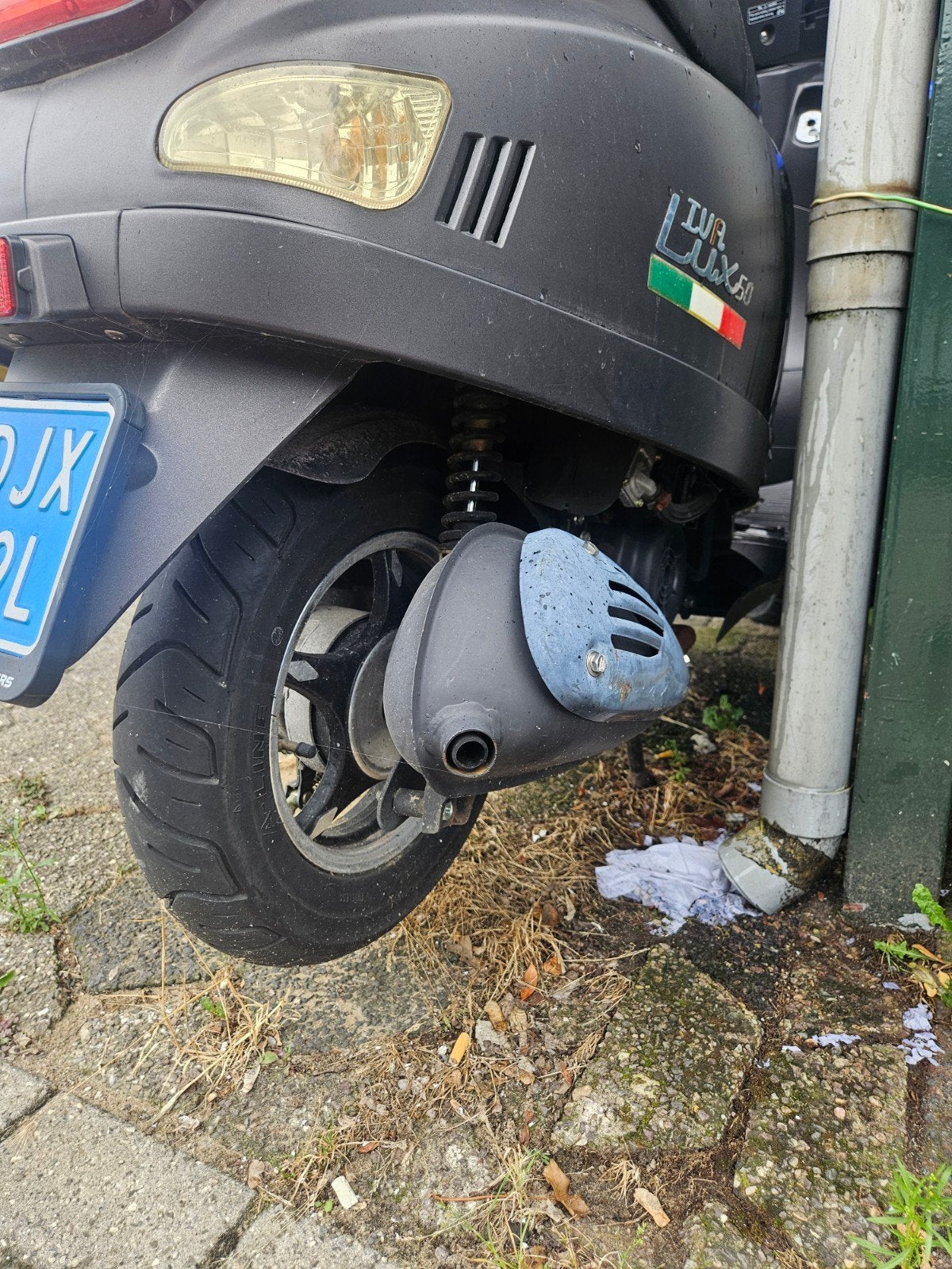 IVA Lux 50 Scooter - Zwart, inclusief windscherm, Fietsen en Brommers, Snorfietsen en Snorscooters, Ophalen, Gebruikt, Benzine