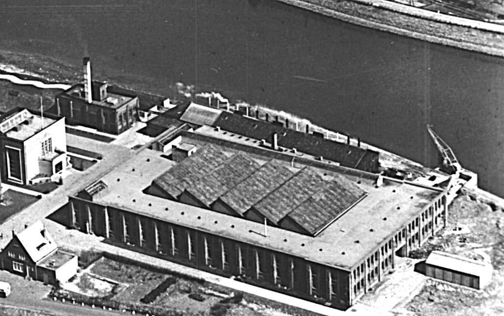 947000 Moordrecht ZH 1951 Roodstempel KVT Tapijtfabriek 1951, Ophalen of Verzenden, 1940 tot 1960, Gelopen, Zuid-Holland
