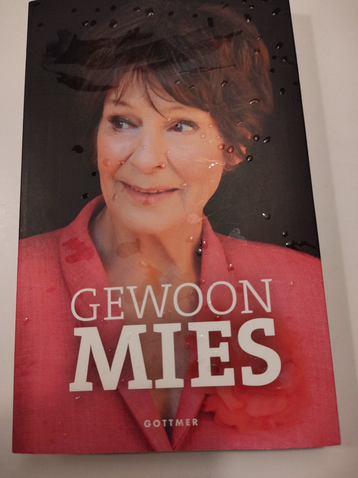 Boek "Gewoon Mies" - Mies Bouwman, Ophalen of Verzenden, Gelezen, Mies Bouwman, Film, Tv en Media