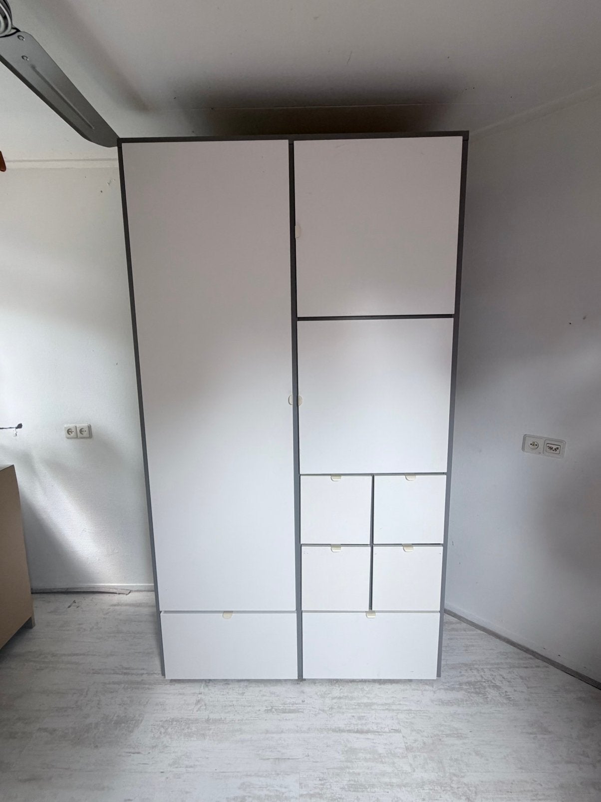 Ikea Visthus kledingkast, Huis en Inrichting, 100 tot 150 cm, 200 cm of meer, Zo goed als nieuw, 50 tot 75 cm