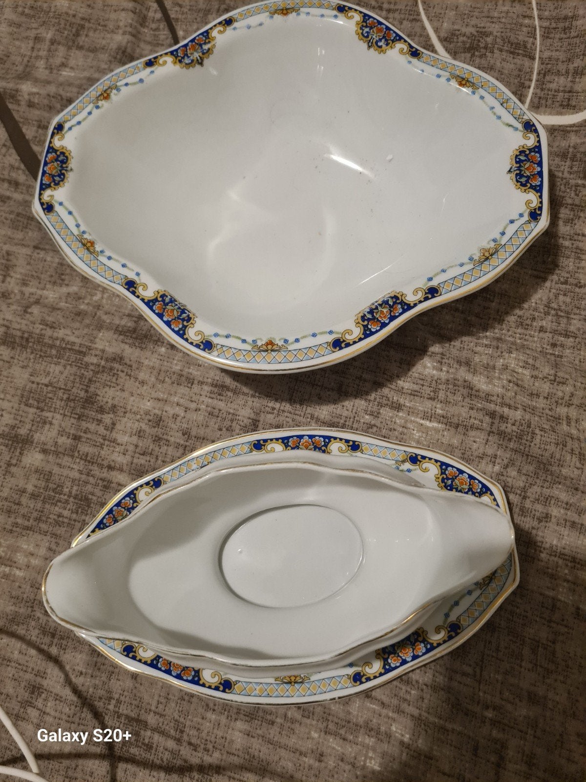 Vintage porseleinen schaal en sauskom, Tsjecho-Slowakije, Ophalen of Verzenden