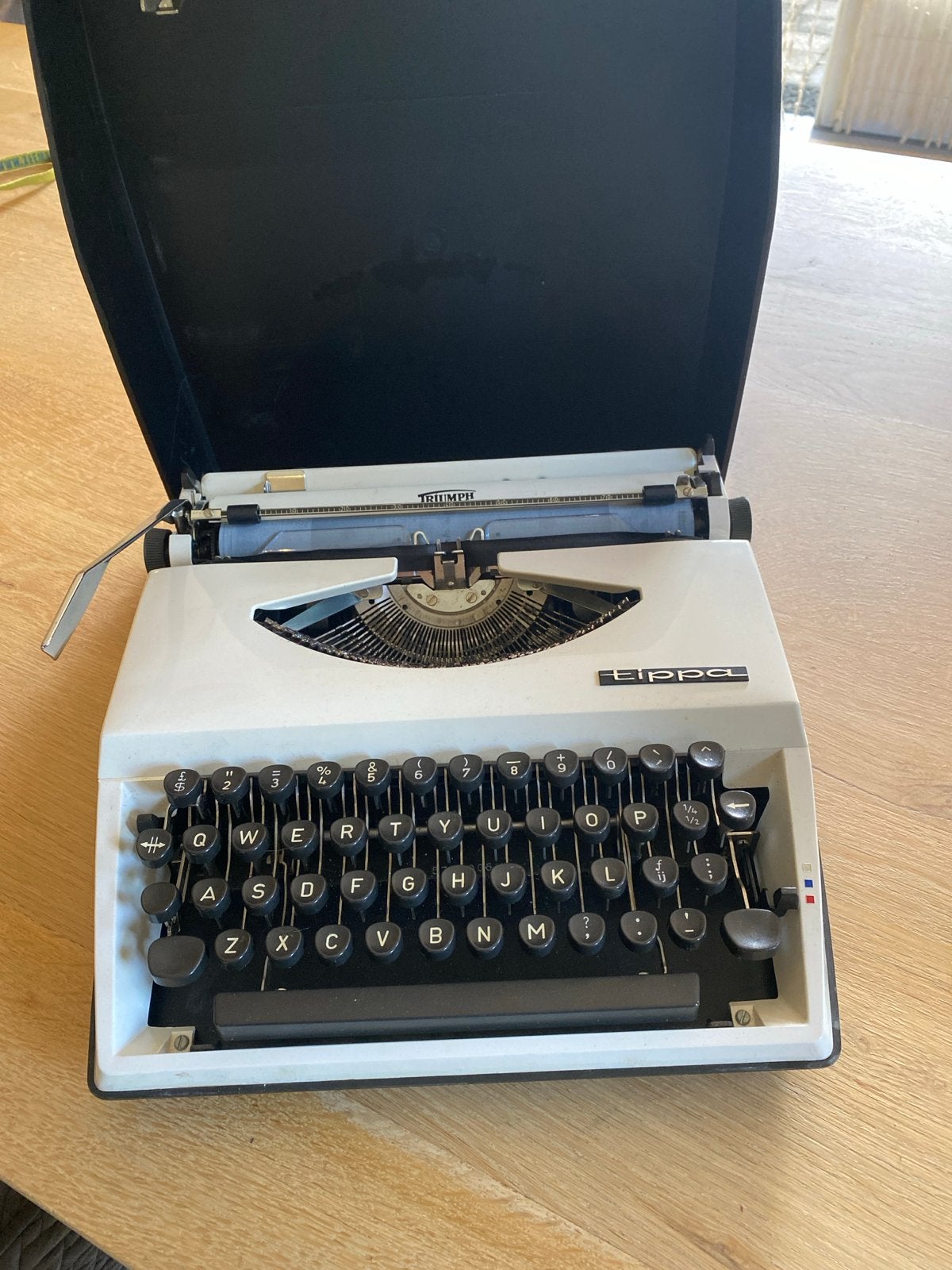 Typemachine tippa triumph vintage €15, Diversen, Typemachines, Ophalen