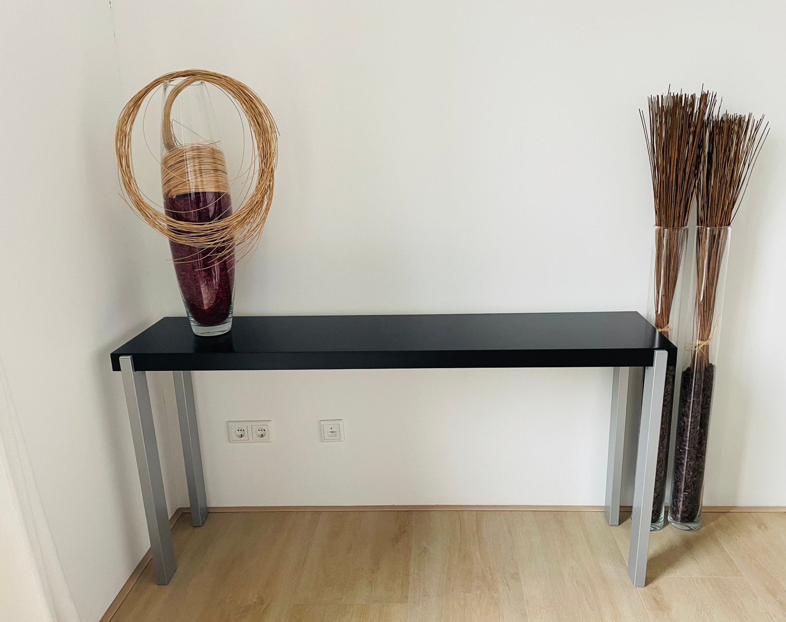 BoConcept side table kleur wenge met rvs poten, Ophalen, Zo goed als nieuw, 150 tot 200 cm, Modern