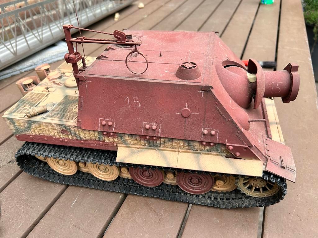 RC  Tank 1/16 - sturmtiger, Ophalen, Gebruikt